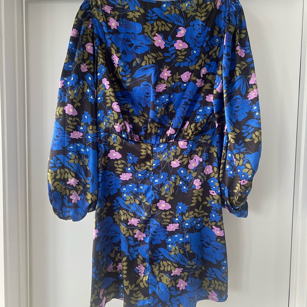 Vero Moda Floral Mini Dress - Picture 2 of 7
